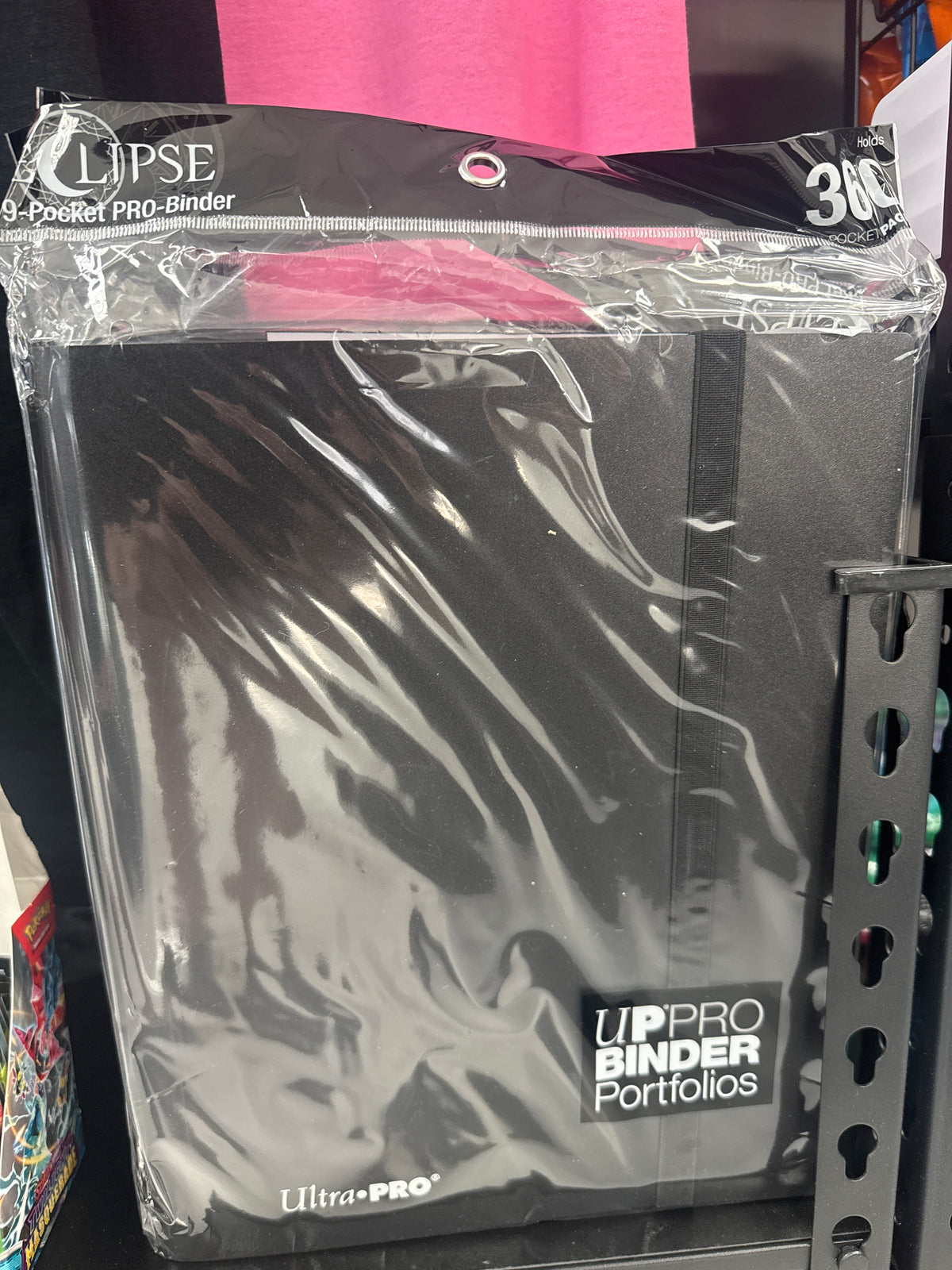 Binder: Pro 9-Pocket Eclipse